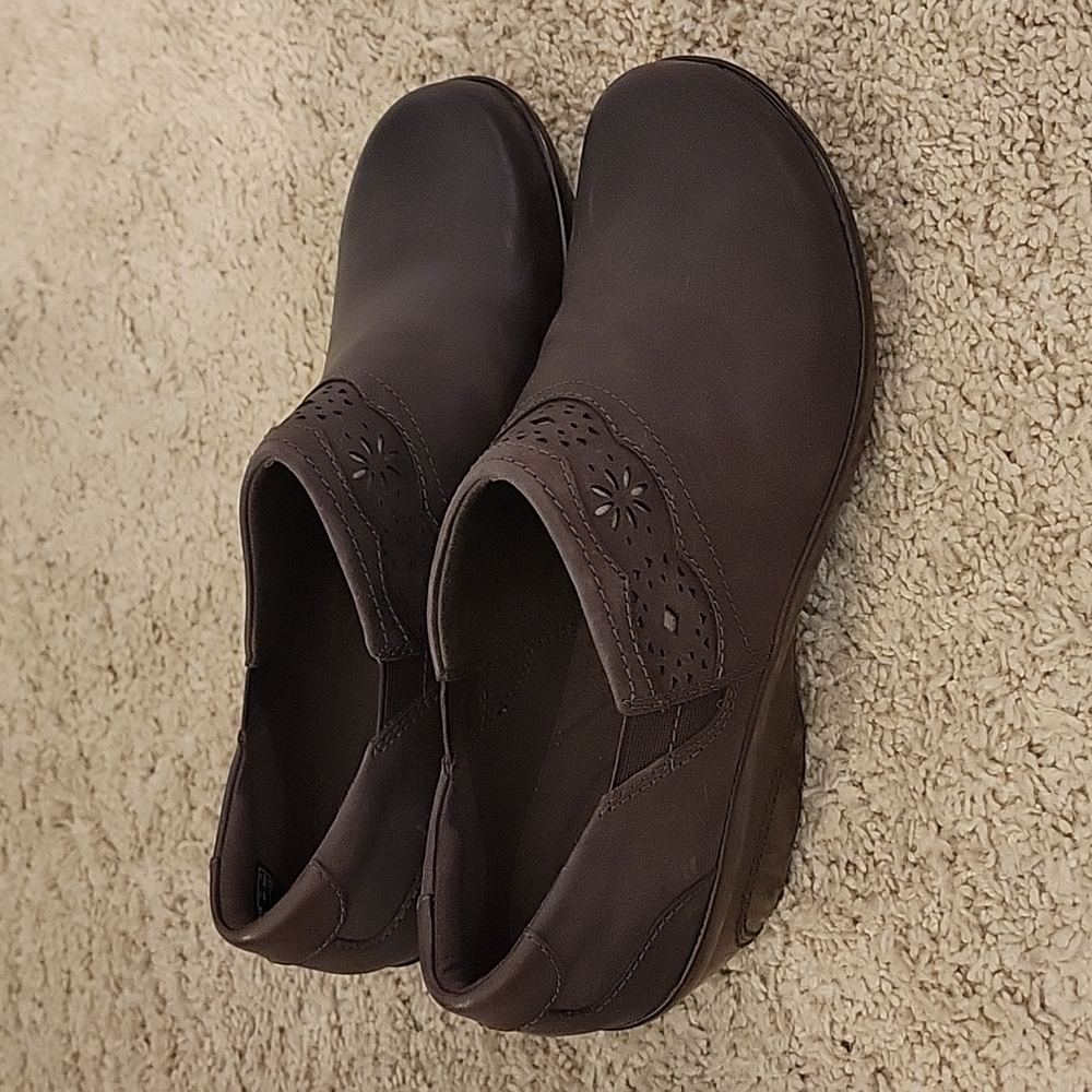 Clarks womens shoes